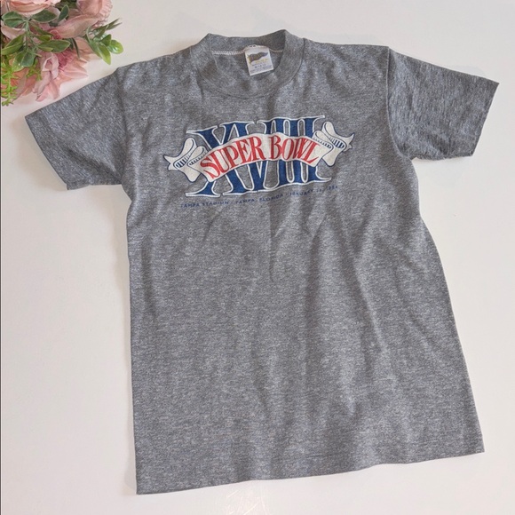 Super Bowl XVIII Vintage Graphic Tee Tampa Florida 1984 Kids Medium